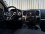 DODGE RAM 1500 5.7 V8 LARAMIE 4X4 2015 - Imagen 17