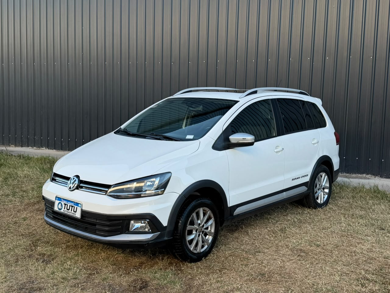 WhatsApp Image 2026-09-14 at 6.10.23 PM VOLKSWAGEN SURAN 1.6 CROSS C/GNC - Imagen 1