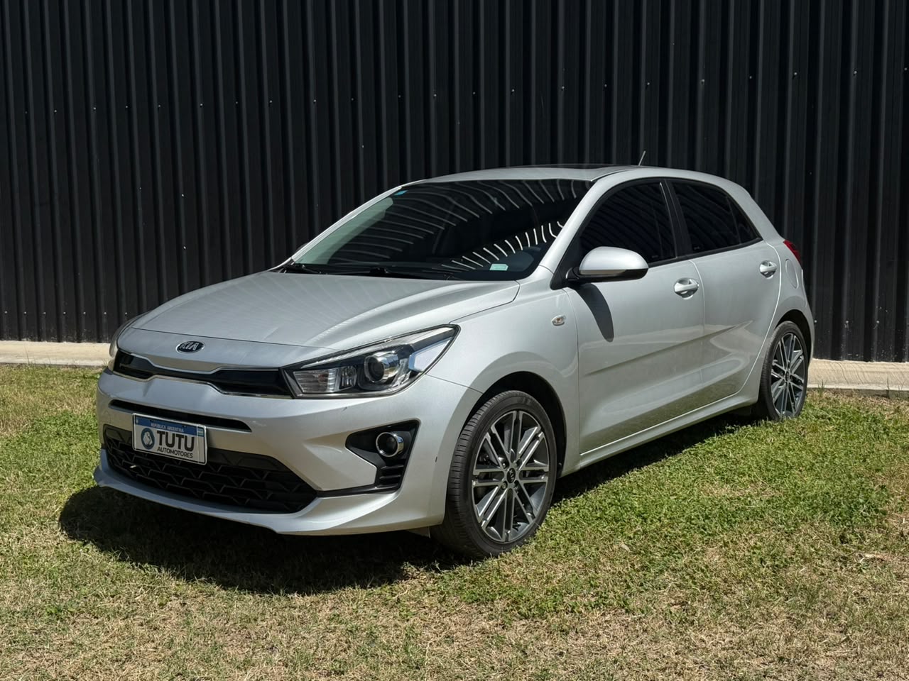 AF068UL (28) KIA RIO SX 1.6 AT 2022 - Imagen 1